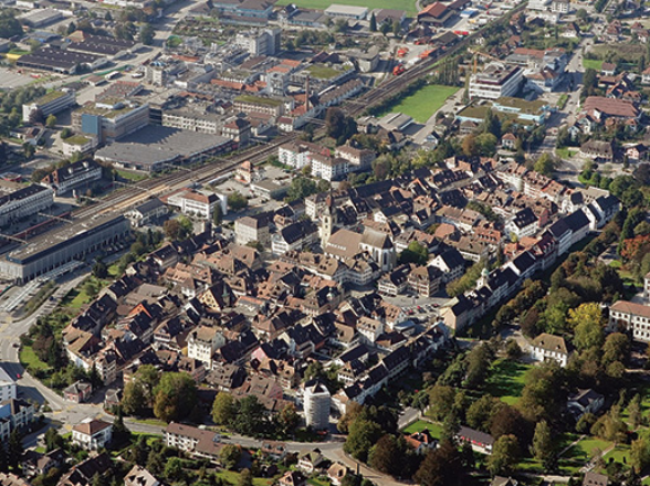 Les associations de la planification Region Aarau (PRA), Olten-Gäsgau-Gäu (OGG) et Zofingenregio sont membres de l’association Aareland.<br />