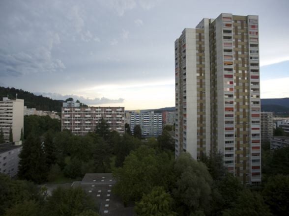Tour d’habitation dans le quartier de Langäcker, photo : Fabian Biasio.
